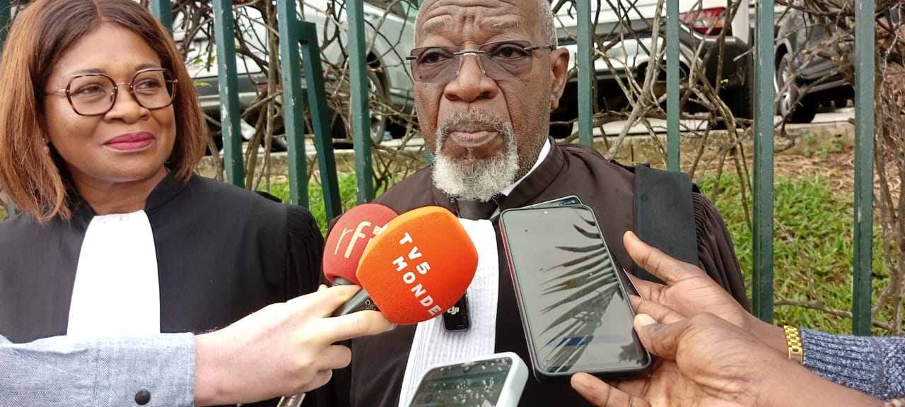 Tribunal d’Abidjan/ Après le renvoi du procès visant la destitution de la présidence du PDCI-RDA de Tidjane Thiam, Mê Adjé, avocat du PDCI-RDA : « C’est la justice du juge qui est là vérité »